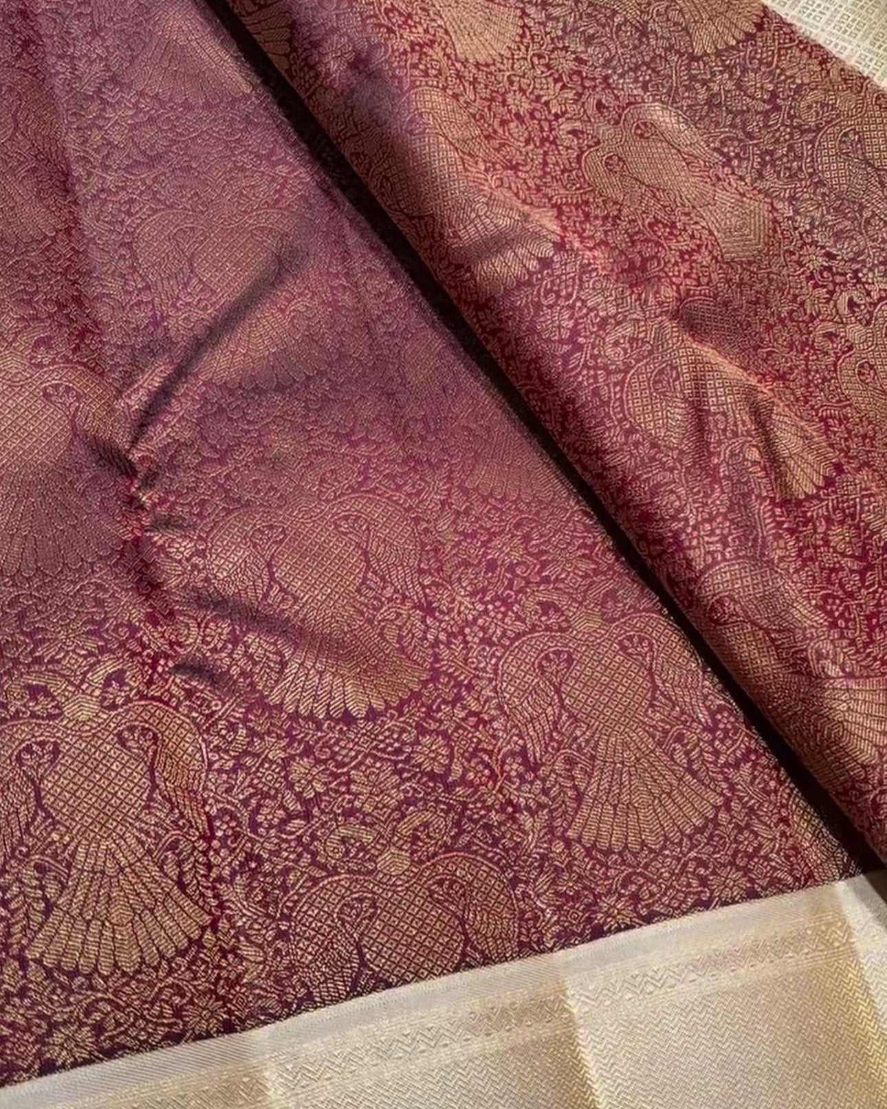 maroon zari sarii