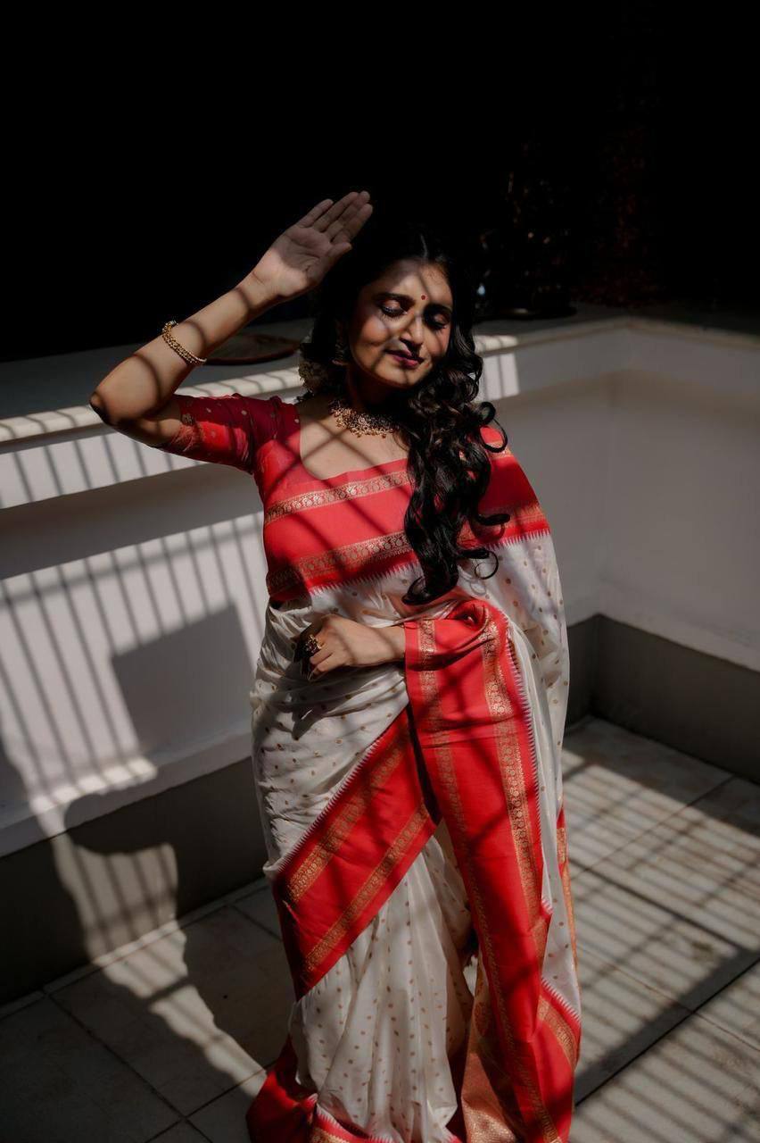 Elegant Comfort Organic Banarasi Lichi Silk Wedding Saree