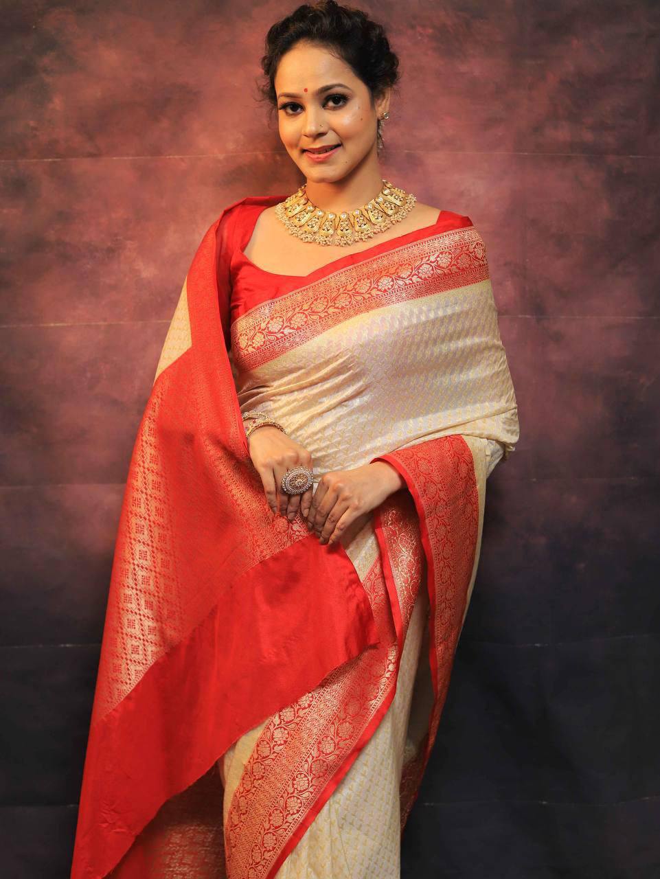 Rich Look Organic Banarasi Lichi Silk Wedding Saree